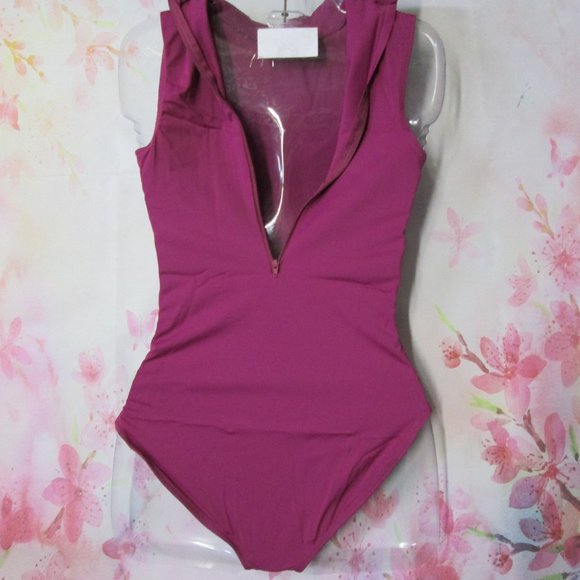 Balera Magenta Sleeveless Leotard - Picture 4 of 4